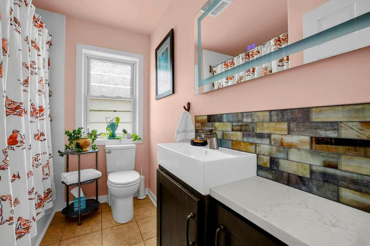 French Island Whot Tub, Kayak, Lake View, Ev La Crosse Exterior photo